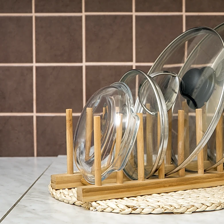 Transform Casserole Lids Into Beaded Lights With This Crafty DIY