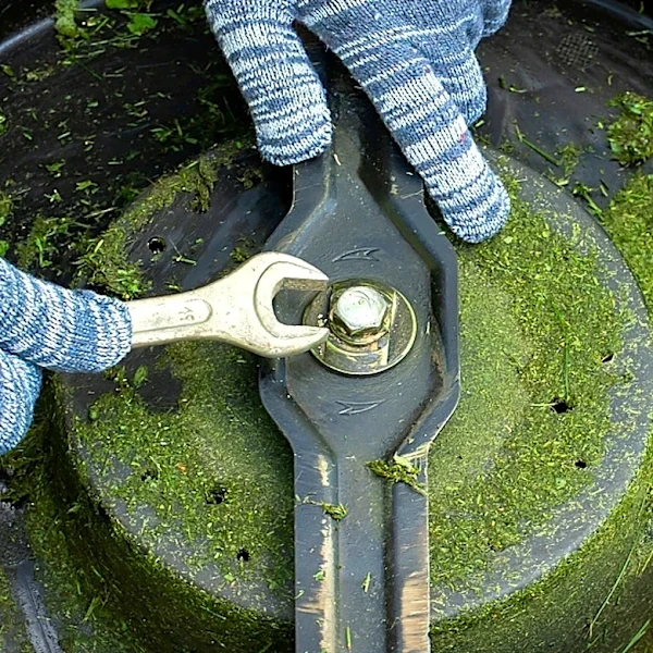 Can You Overtighten Lawn Mower Blades?