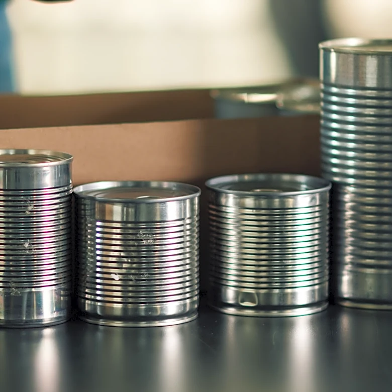Use 3 Old Soup Cans To Create This Rustic Hanging Porch Décor