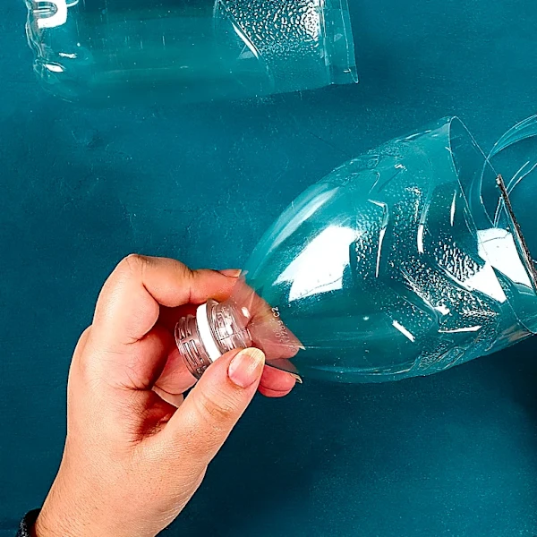 Use A Plastic Bottle To DIY The Cutest Mini Heart Storage Box