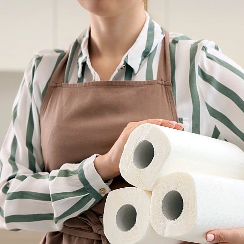 Stop Tossing Paper Towel Tubes: Make These Colorful Placemats Instead