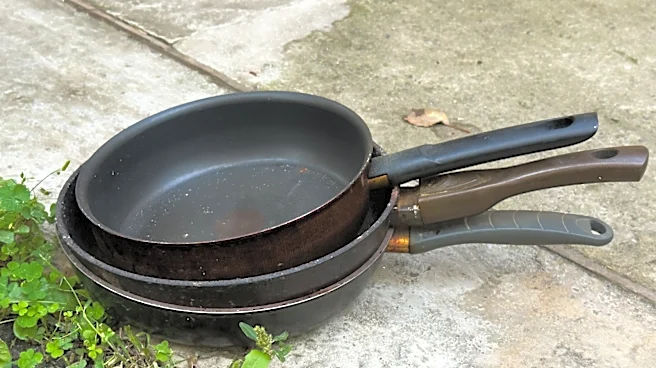 Transform Old Frying Pans Into Eye-Catching Farmhouse Patio Decor With A DIY