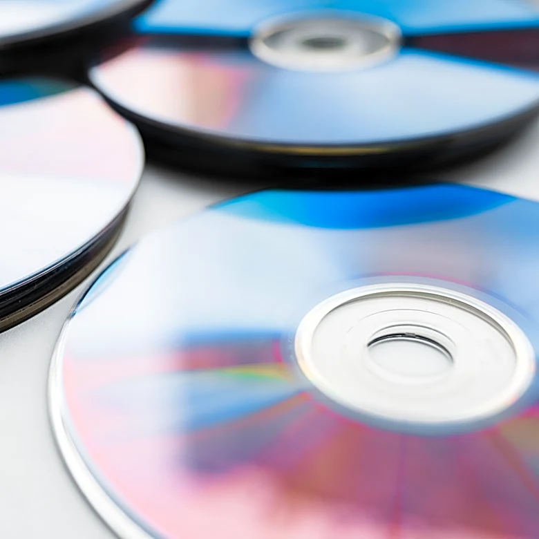 Use Old CDs For A Cute Craft That Turns Them Into Handy Kitchen Decor