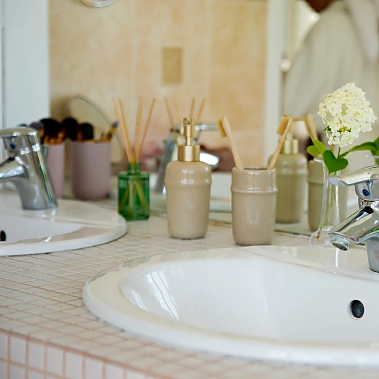 Ditch The Clutter: The Space-Saving Alternative At Amazon For Bathroom Counter Storage