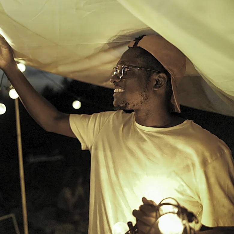 Not A Lantern: The DIY Outdoor Lighting Full Of Rustic Charm
