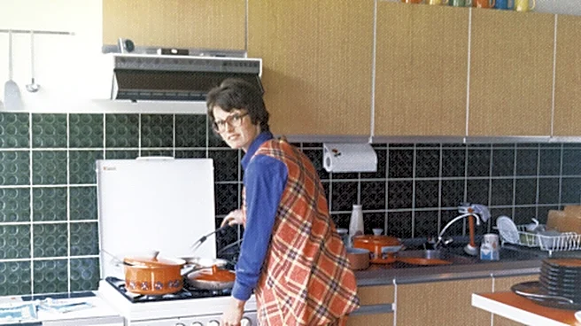 Everyone Owned It In The '70s — The Kitchen Appliance That Makes Trash Practically Disappear