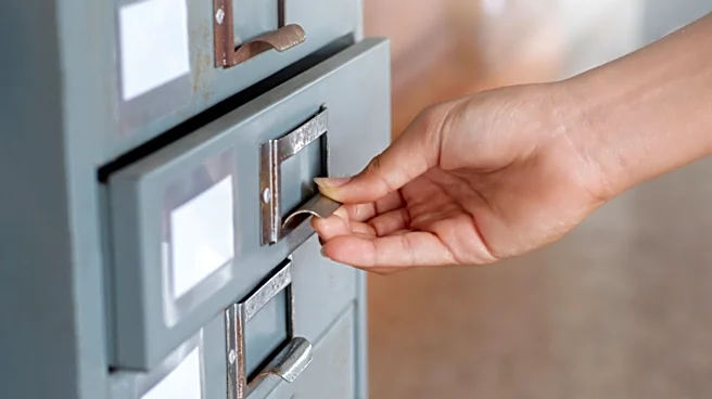 Gardener Transforms A Filing Cabinet And Doormat Into An Easy Planter That Looks Expensive