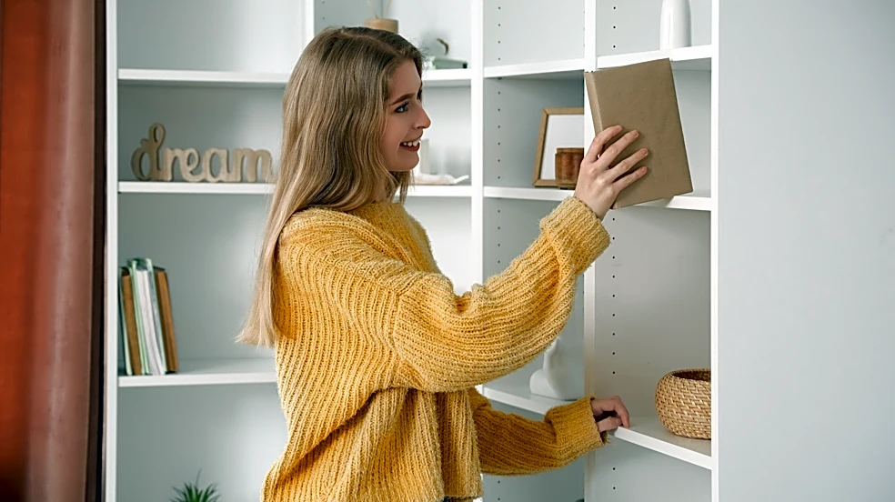 Replace The Bulky Bookshelf: The Versatile Alternative From Amazon That Folds Up & Stores Easily