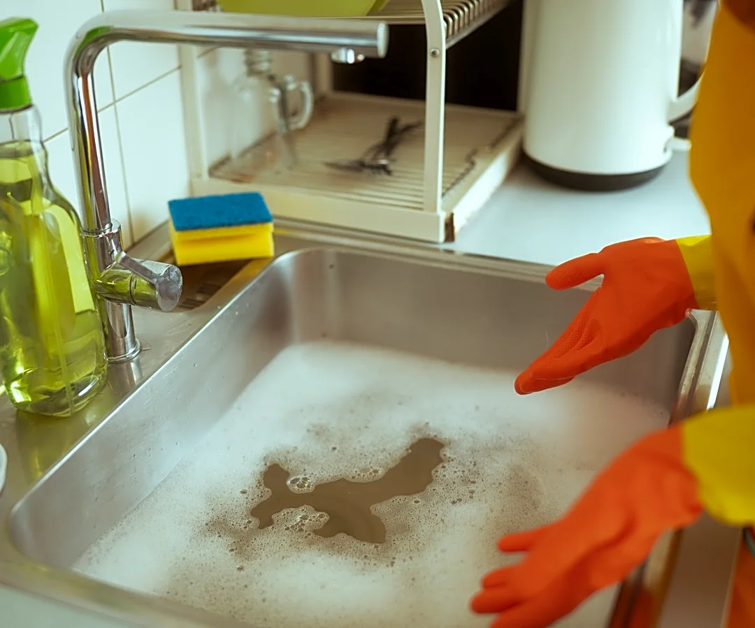 Skip The Grimy Sink Organizer: Keep Surfaces Clean With A Modern Alternative From Amazon