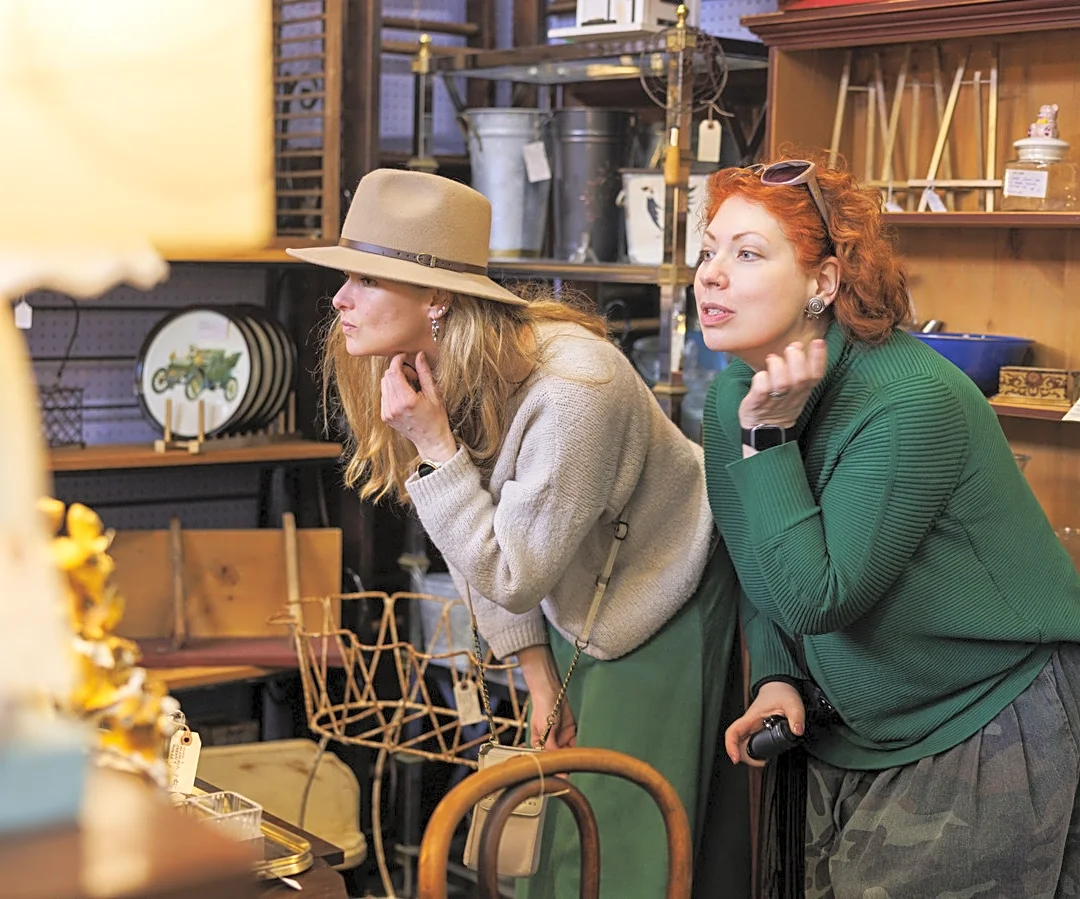 Everyone Had Them In The '60s — Now They're Thrift Store Gems We're On The Hunt For