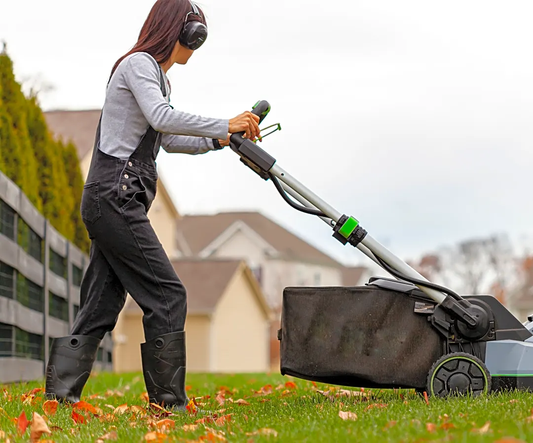 4 Disadvantages Of Mulching Lawn Mower Blades