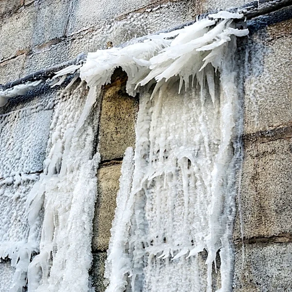 How To Reduce The Chance Of Burst Pipes With An Easy-To-Install Solution From Amazon