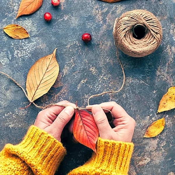 Bring In The Beauty Of Fall With An Inexpensive Leaf Craft