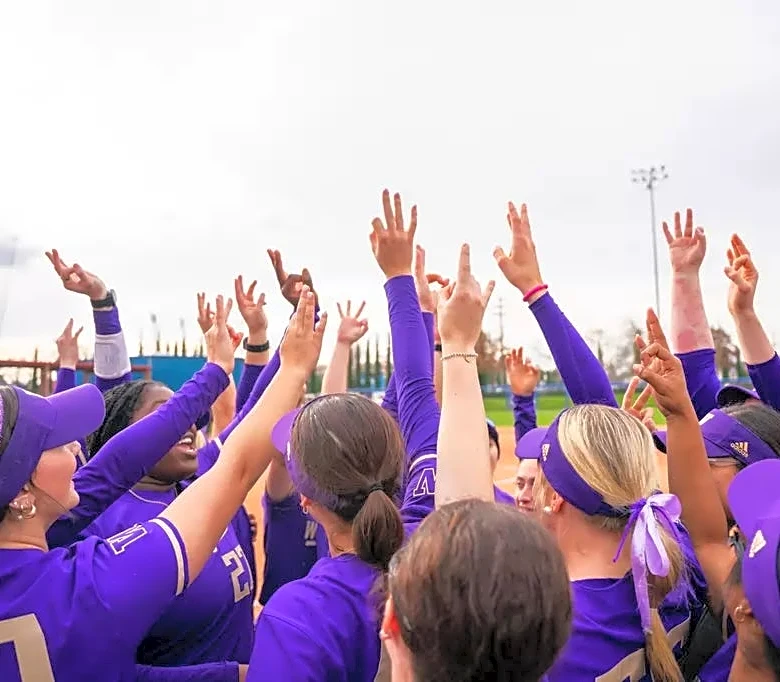 Former Washington softball standout named AUSL Championship MVP