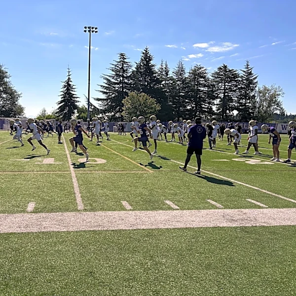 Quarterbacks post strong day at Washington football's fall practice