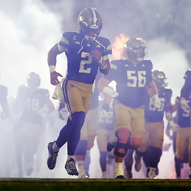 Demond Williams Jr. discusses his growth as a passer in fall camp