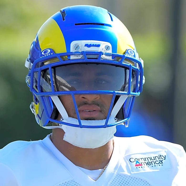 LA Rams Name Two Washington Football Alumni as Team Captains