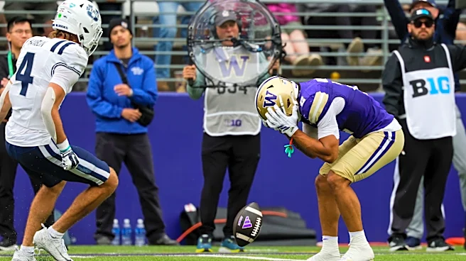Washington offense sputters in sloppy 16-14 win over Utah State