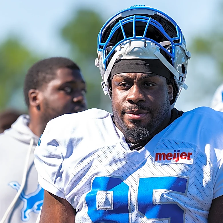 Former Washington football star released by Detroit Lions