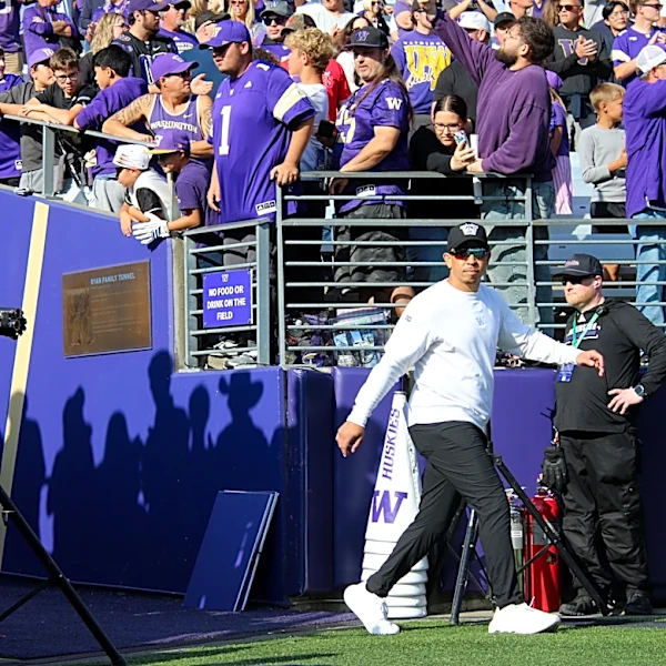 Minnesota offense presents new challenge for Washington football