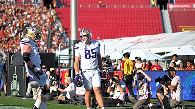 Barone Naone Continues to Deliver for Washington Football Despite Loss