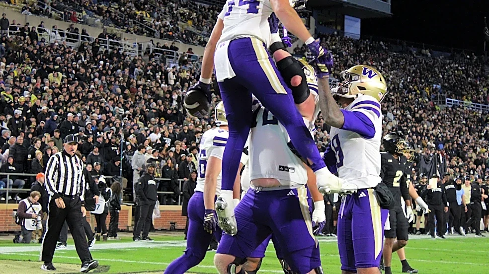 Washington Football Run Game Gains Confidence After Purdue Performance