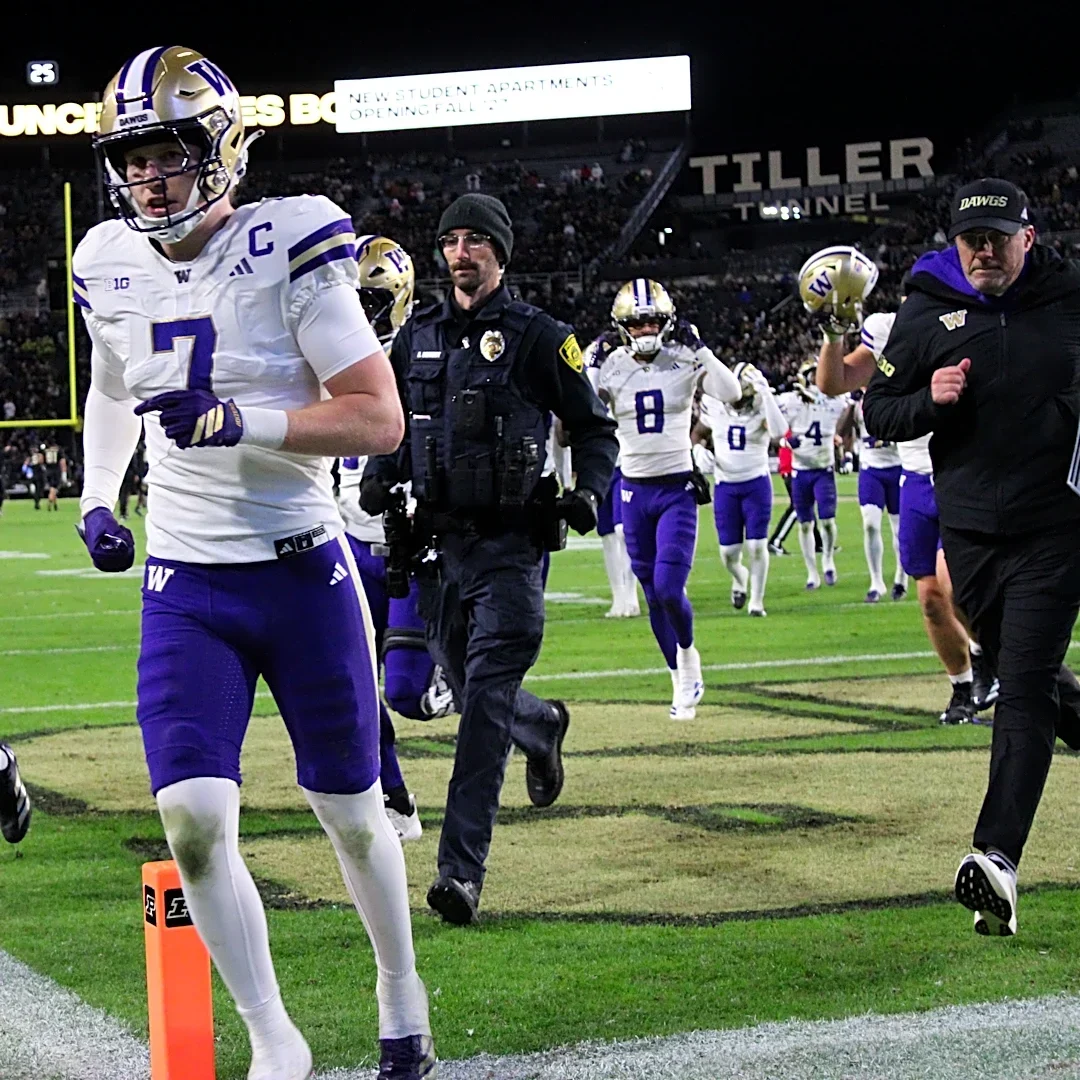 Washington football star DB named Sporting News Midseason All-American