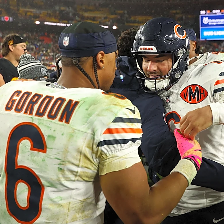 Bears DB Kyler Gordon Stays Hot in TNF Win over New England Patriots