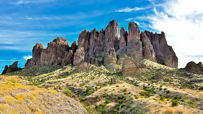 Just Beyond Phoenix Is Arizona's Wild Mountain Park That's Carved Apart By Stunning Trails With Wildlife