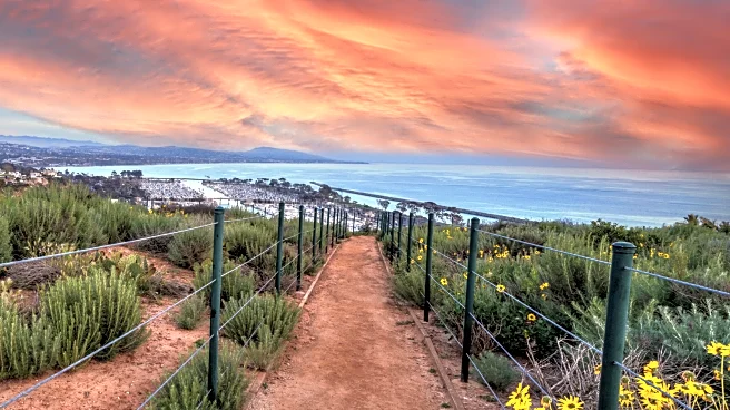 This Iconic Coastal California Hiking Trail Weaves Between Beautiful Beaches And Hidden Sea Caves
