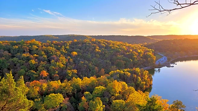 Missouri's Gateway To The Lake Of The Ozarks Is A Wildly Underrated, Picturesque, Walkable City
