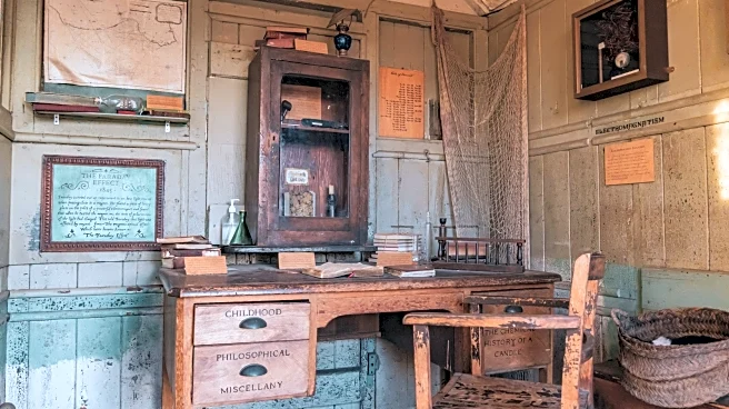 Tucked Away In London Is A Secret English Museum That's Considered One Of The Smallest In The World