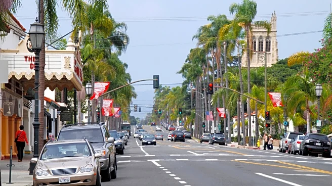 The Most Walkable Street In California Is A Breezy, Beachy Shopping, And Dining Promenade