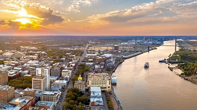This Picturesque Southern Waterfront Walk In Savannah Offers Charming Shops And Waterfront Dining