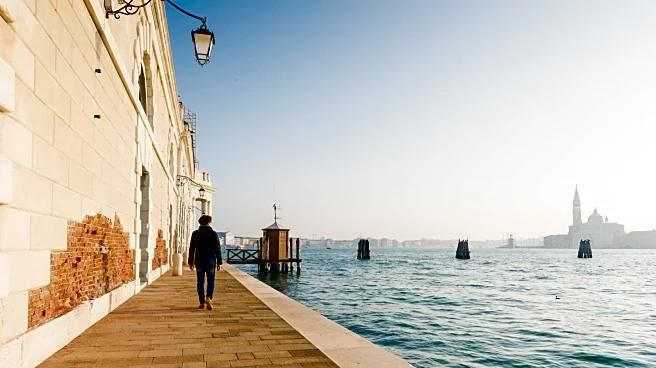 Why Tourists Should Avoid The Main Streets Of Venice During Summer