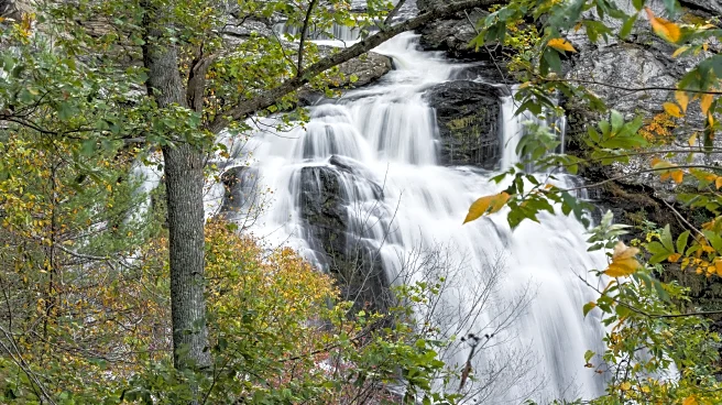 North Carolina's Waterfall Paradise Is A Gorge Hiding In The Blue Ridge Mountains With A Famous Drive And Trails