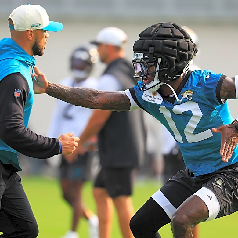 Live news and notes from Day 2 of Jaguars' training camp