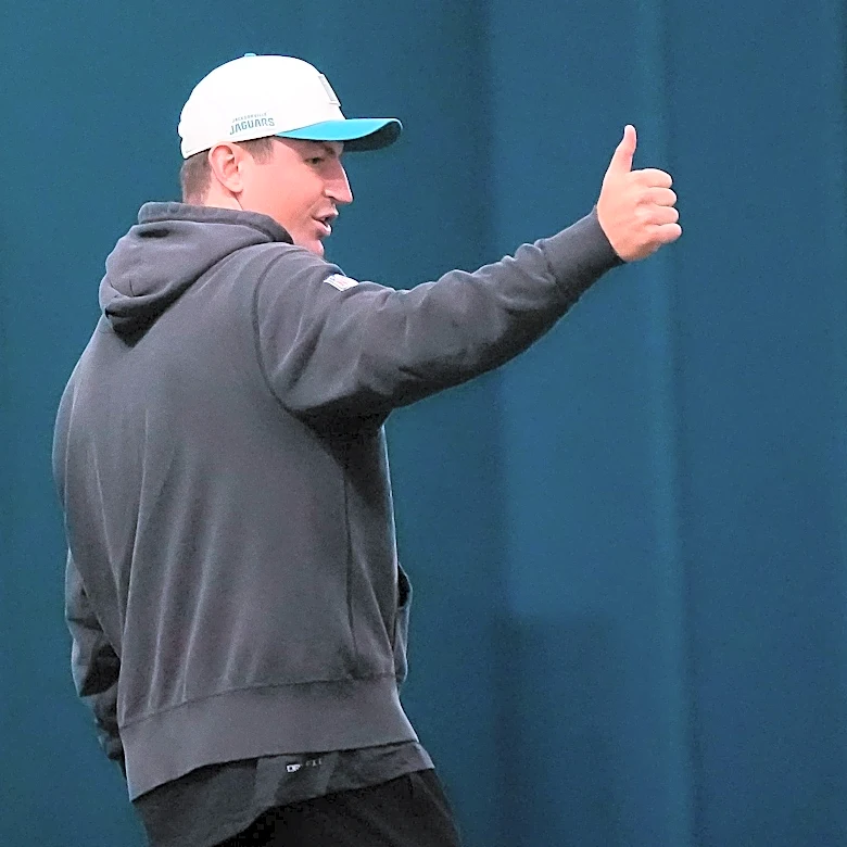 Coen giving Grant Udinski opportunity to call plays in Jaguars preseason