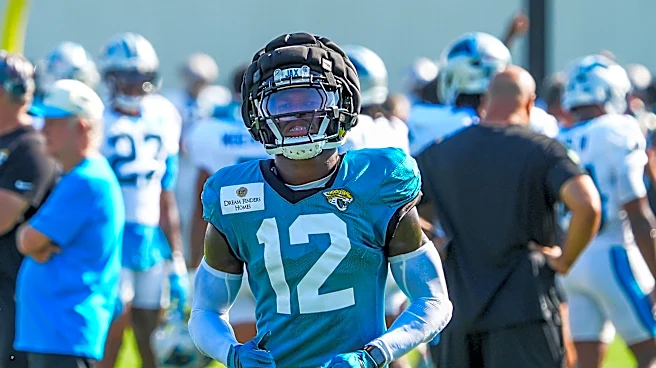 Travis Hunter plays only defense in Jaguars joint practice v. Bucs