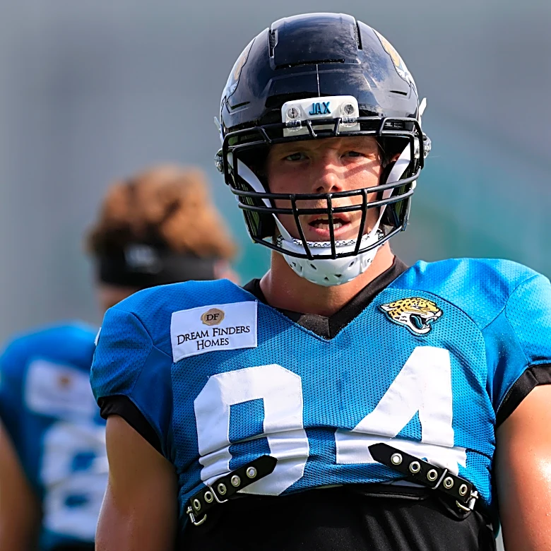 Jaguars trade veteran tight end to Cardinals