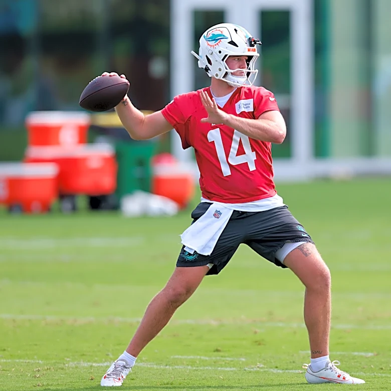 Jaguars' Gladstone on decision to trade for QB Quinn Ewers