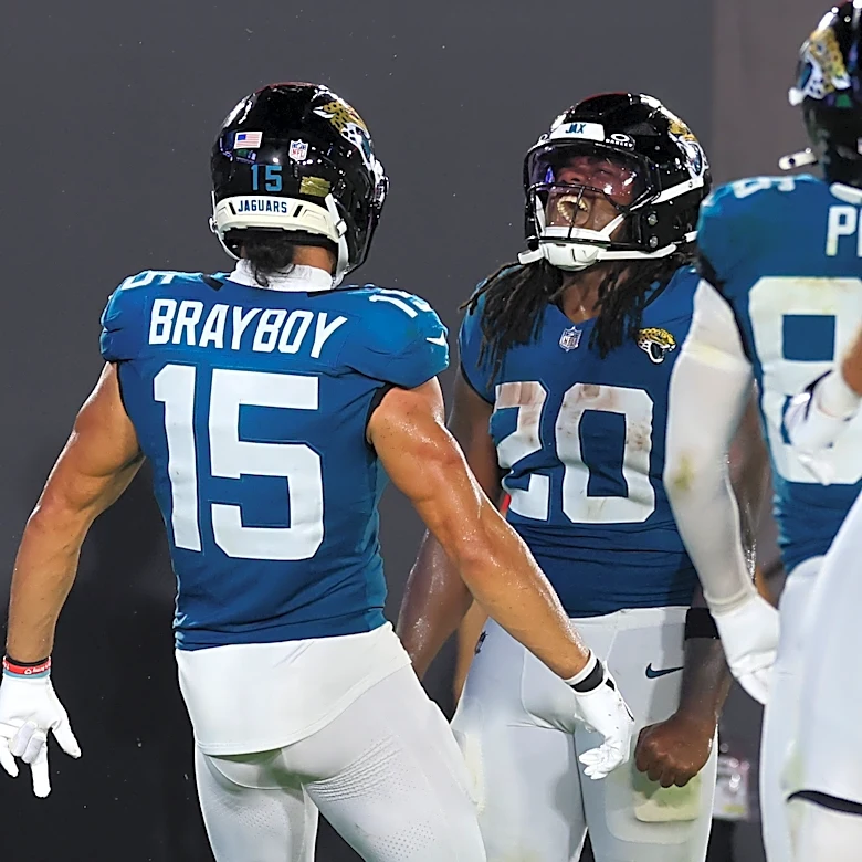 Recently released Jaguars' RB lands with new team after cutdowns