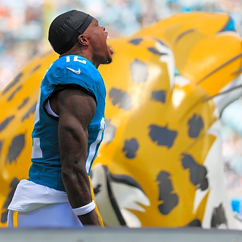 Could Travis Hunter see more WR snaps in Week 2? What Coen had to say
