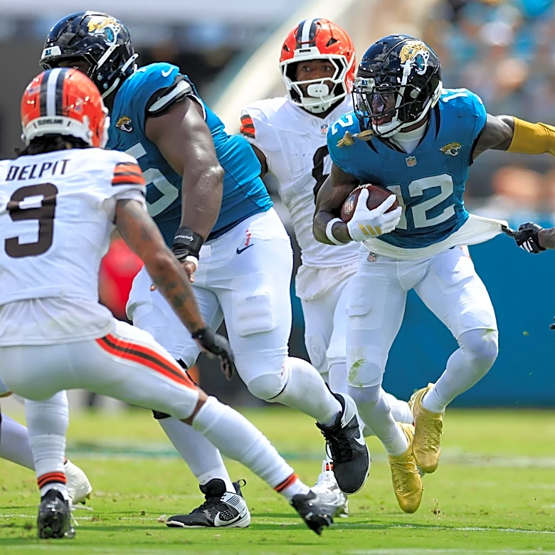 Evaluating Travis Hunter's playing time through 2 Jaguars games