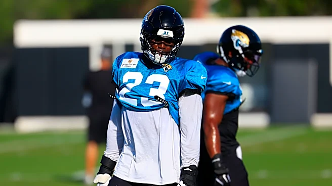 Foye Oluokun adds to Jaguars’ NFL-best red-zone takeaway total