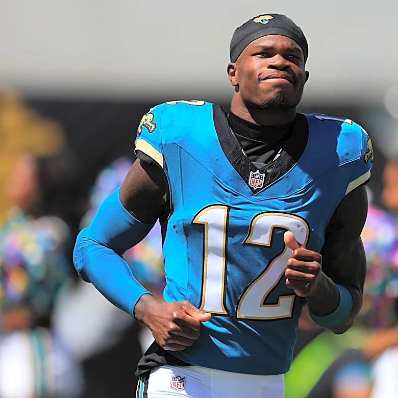 Analyst with high praise for Jaguars CB duo of Travis Hunter, Jarrian Jones