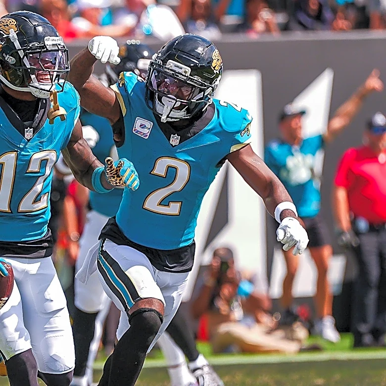 Predicting Jaguars final win-loss record after bye week