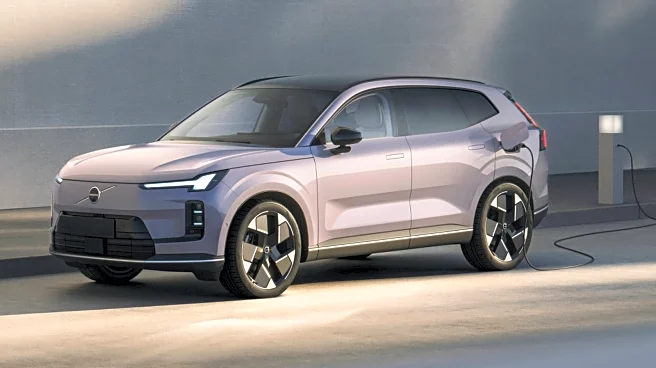 China's New Volvo XC70 SUV Is A Handsome Extended-Range Plug-In Hybrid That Hopefully Previews PHEVs We'll Actually Get