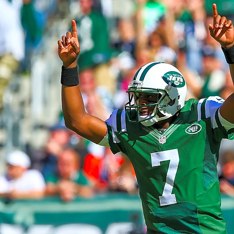 Jets' Geno Smith sets social media ablaze with pre-camp workouts
