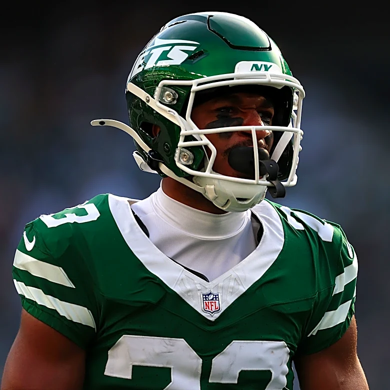 Jets' Azareye'h Thomas, Nahshon Wright competition intensifies at camp